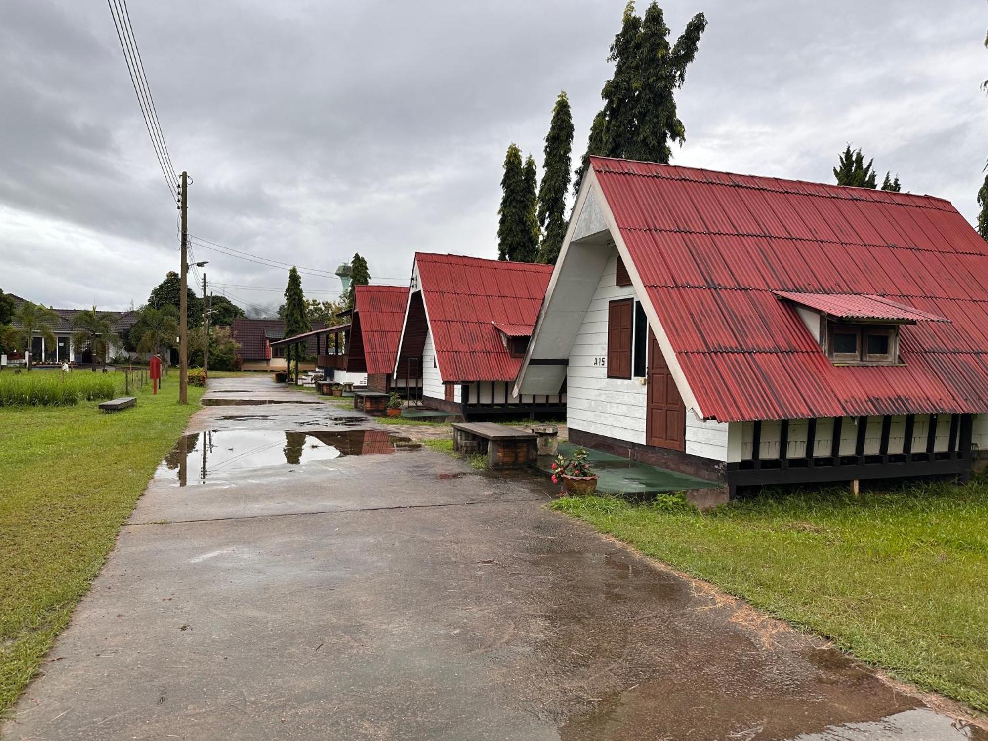 Mae Chaem Hotel And Resort Екстериор снимка