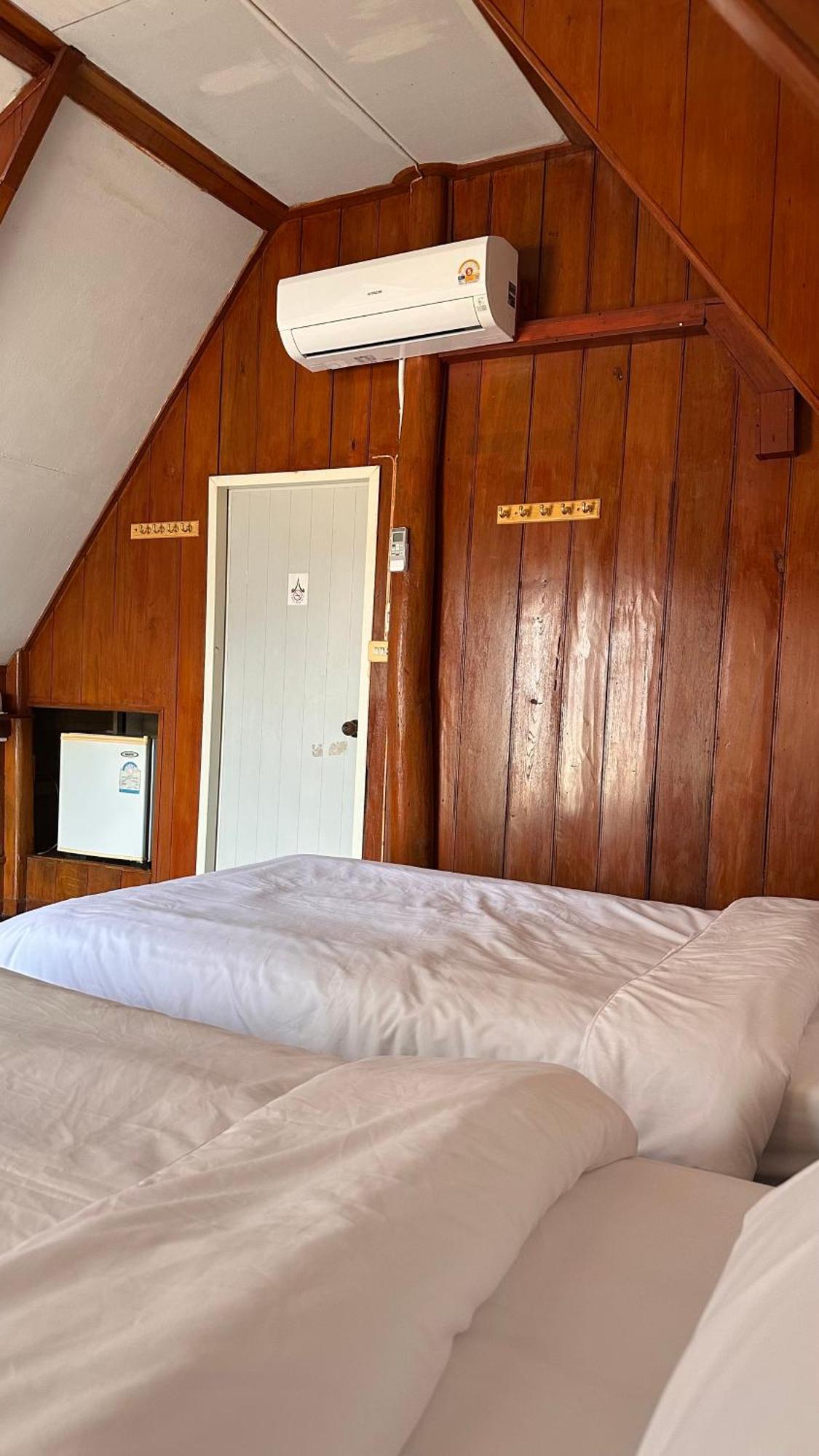 Mae Chaem Hotel And Resort Екстериор снимка